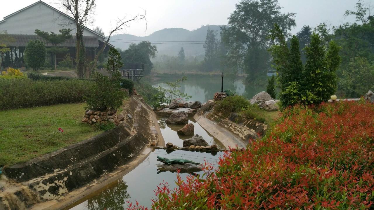 Baanraisooksangchan Kaeng Krachan Exterior foto