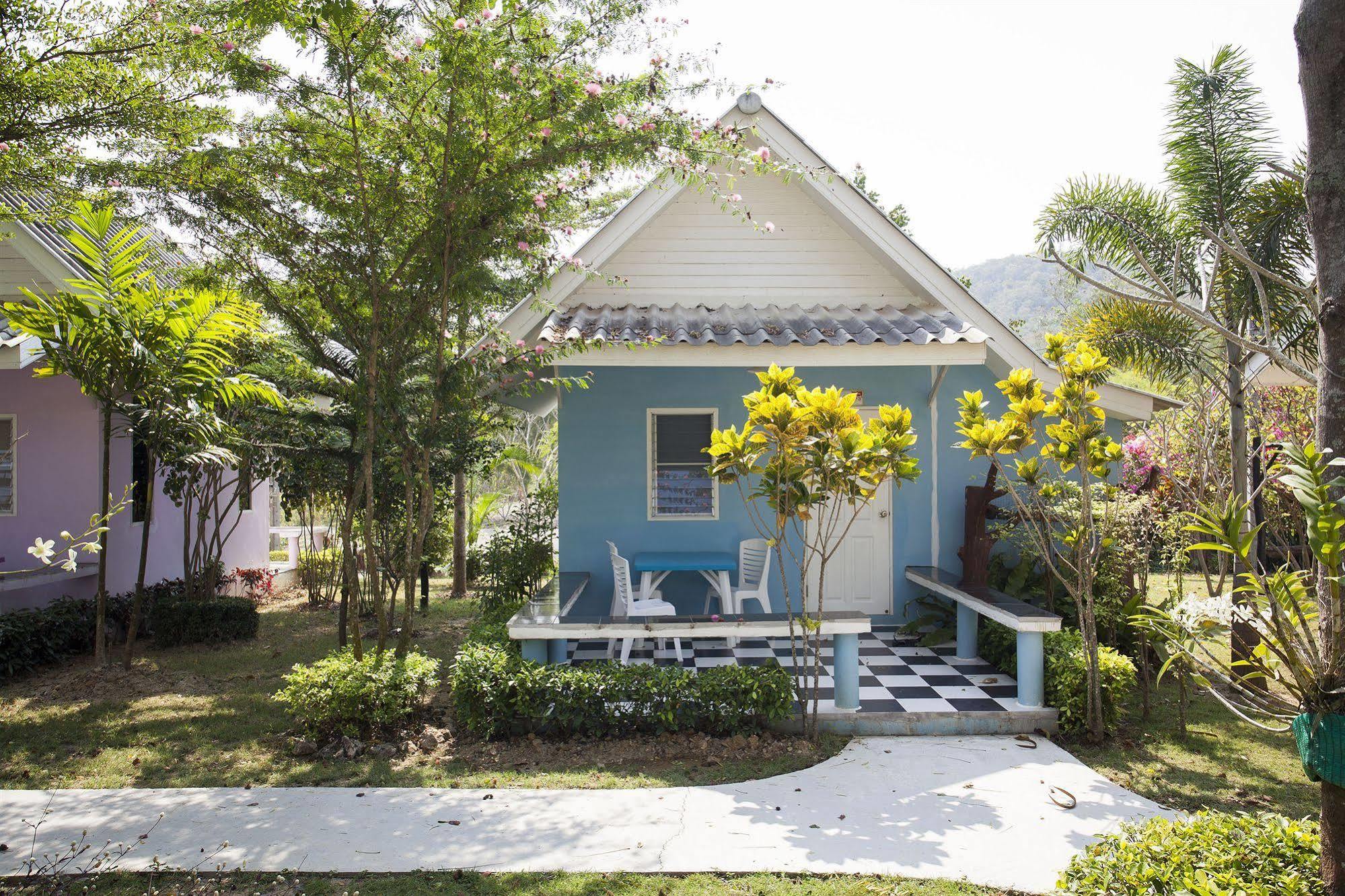 Baanraisooksangchan Kaeng Krachan Exterior foto
